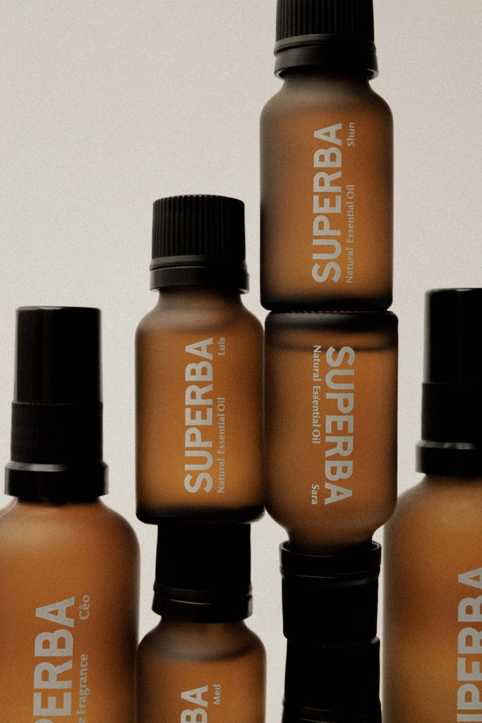 Superba elegant bottle of natural essential oil Med edition for your diffuser